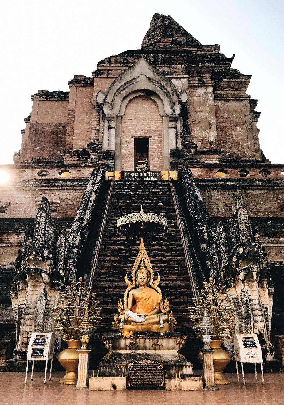 Wat Chedi Luang: A Must-Visit Temple in Chiang Mai, Thailand