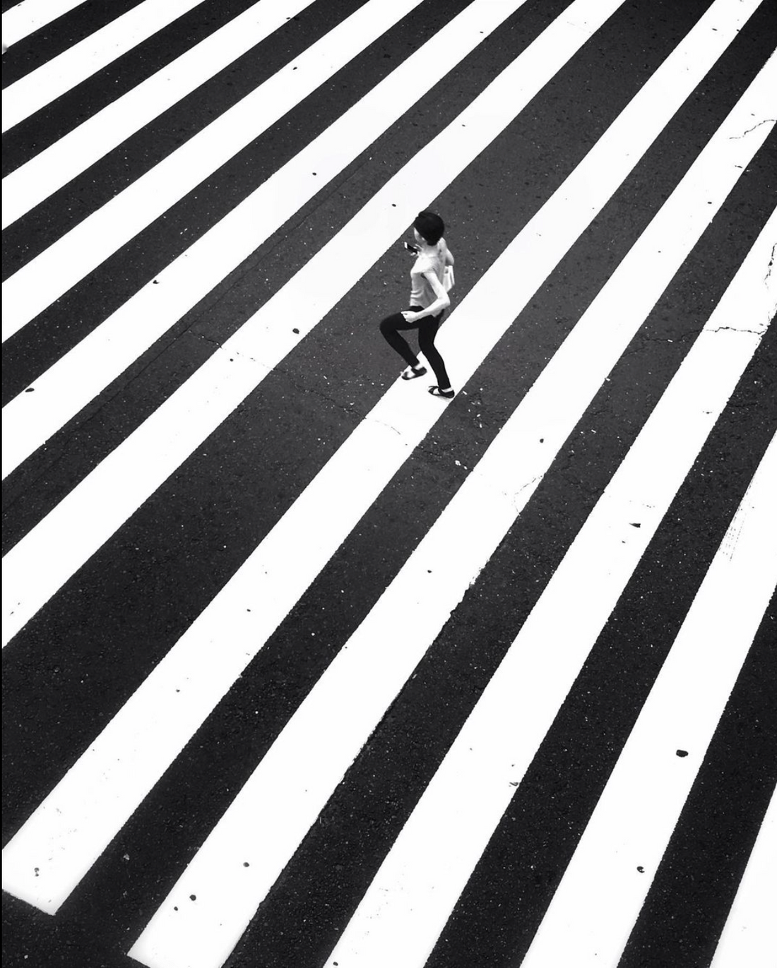 Akihito Nagata: Mastering the Art of Black and White Street Photography